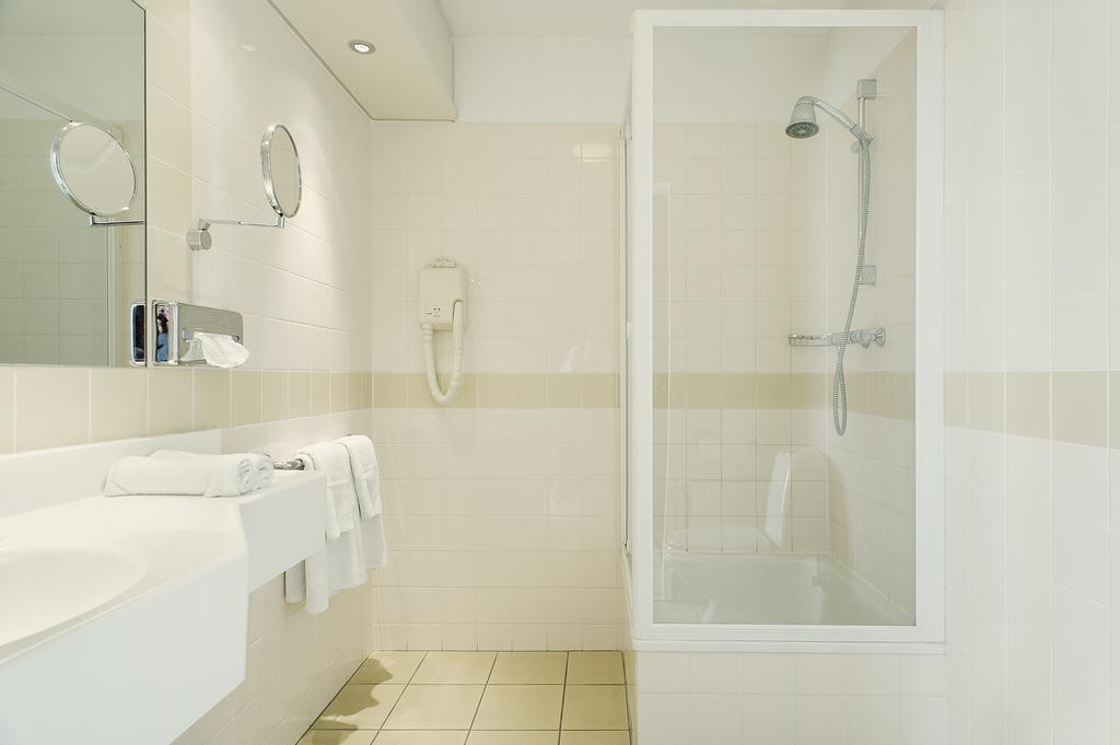 Hampshire Hotel - Newport Huizen Room photo